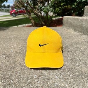 Nike Center Swoosh Cap